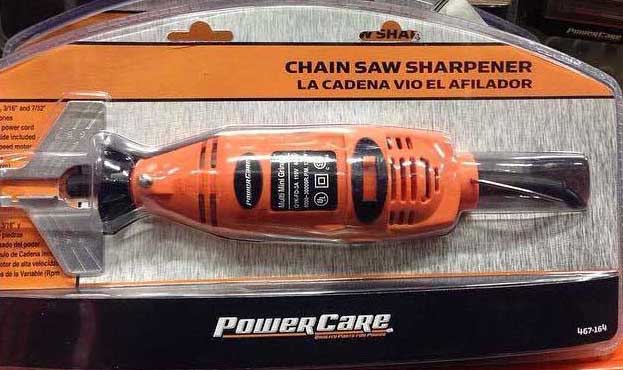 A package says «chain saw sharpener» in English and «la cadena vio el afilador» in Spanish